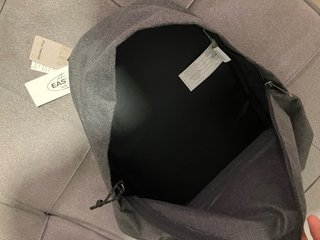 Mochila Eastpak Gris