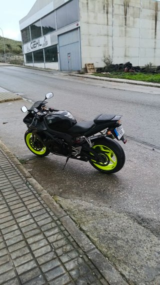 Yamaha r6