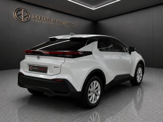 Toyota C-HR 2025