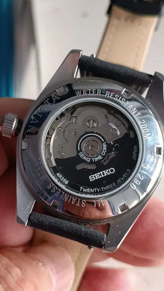 Reloj Invicta mod.1953