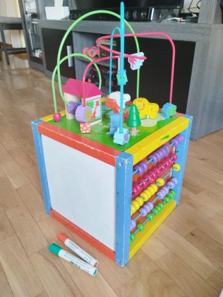 Cubo actividades sensoriales madera