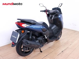 YAMAHA NMAX