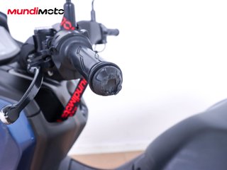 YAMAHA NMAX