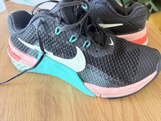 Zapatillas Nike Running Mujer Negro/Rosa