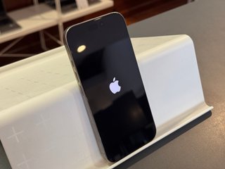 iPhone 16 Pro REESTRENO - GARANTIA
