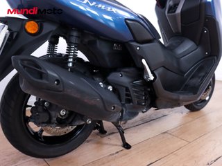YAMAHA NMAX
