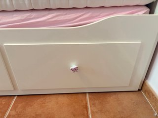 Cama Ikea Hemnes con 2 colchones