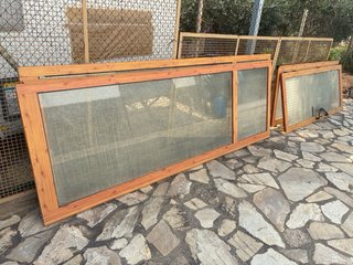 Puertas y laterales de aluminio