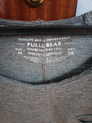 Camiseta Pull&Bear Gris Talla M