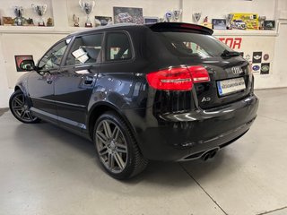 Audi A3 SportBack 2.0 TFSi 200 c.v S-Line