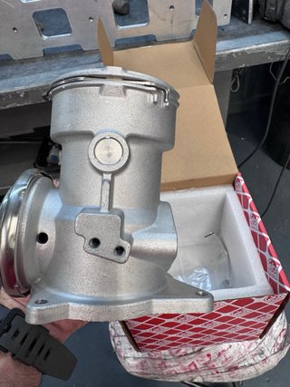 Válvula EGR Febi 172831 VW-Audi T5 AXD