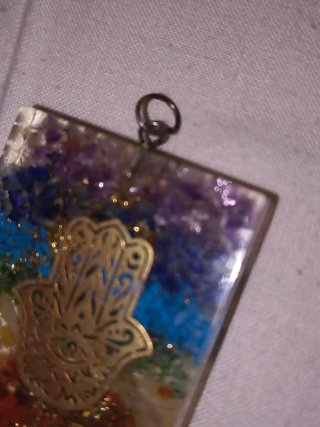 Colgante Orgonita Minerales 7 Chakras Hamsa