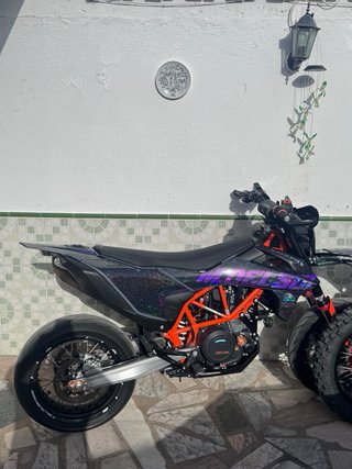 KTM 690 Supermoto 2021