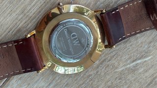 Reloj Daniel Wellington Negro y Marrón