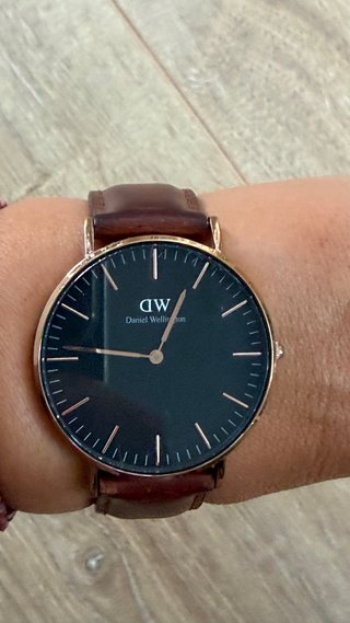 Reloj Daniel Wellington Negro y Marrón