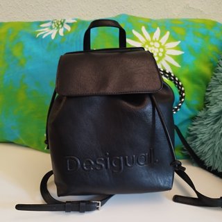 Mochila Desigual  - Nueva con etiqueta