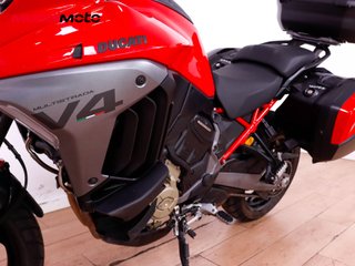 DUCATI MULTISTRADA V4