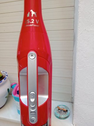 Aspiradora Bosch Roja 25.2V
