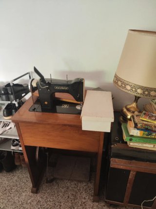 Antigüedades y artículos de hogar