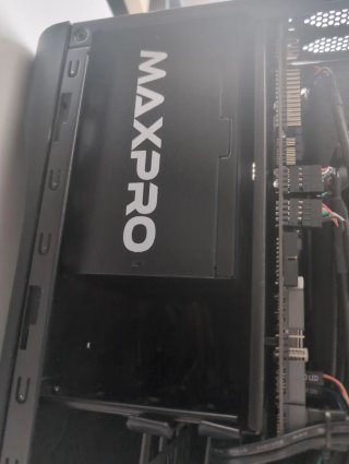 PC Aerocool DS Cube Negra y Dorada