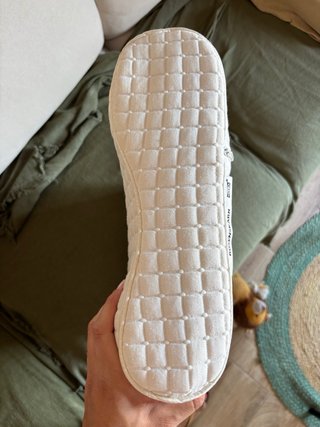 Almohada ergonómica beige tela