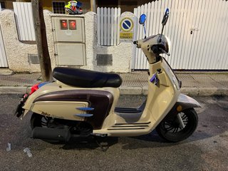 Moto LINTEX 125 Beige/Marrón 2017