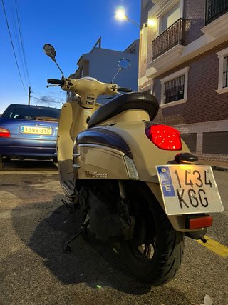 Moto LINTEX 125 Beige/Marrón 2017