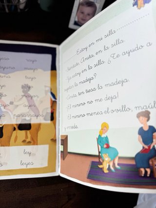 Que divertido es leer con las cinco hermanitas