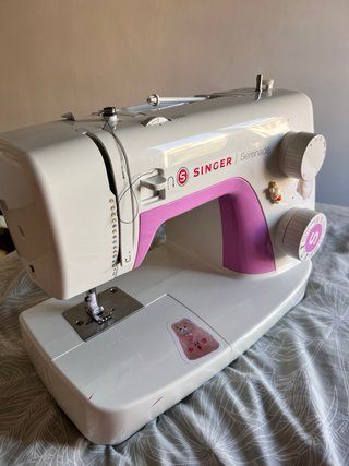 Máquina de coser Singer Serenade Rosa