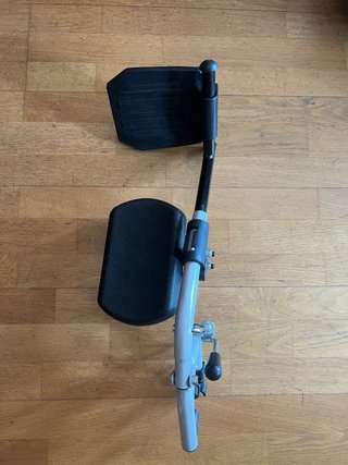 Pata derecha silla de ruedas (extension)