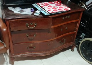 conjunto Armario,mesita,comoda antiguo de madera