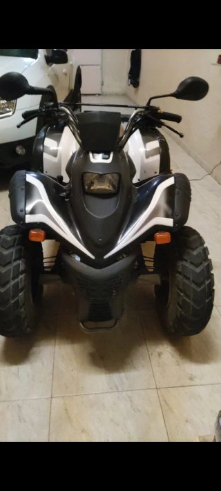 Quad AEON Cobra 180 Negro y Blanco