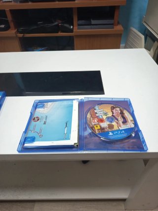 GTA V Premium Edition PS4