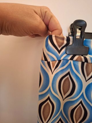 Conjunto blusa y pantalón estampado