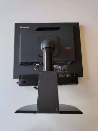Monitor Lenovo ThinkVision 19"