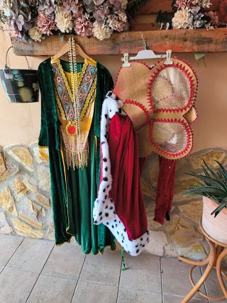 Traje Reina Carnaval Verde y Rojo