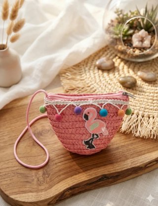 Bolso de paja rosa con flamenco