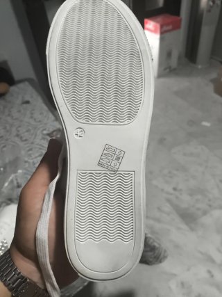 ''OFERTA''Zapatillas Blancas con Detalles Plateado