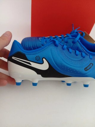 Niketv38,5 scarpe Jr Legend 10 Academy FG MG Nuove