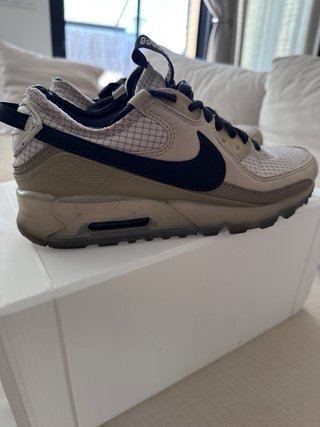 Nike Airmax Beige/Negras
