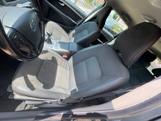 Volvo V70 2014