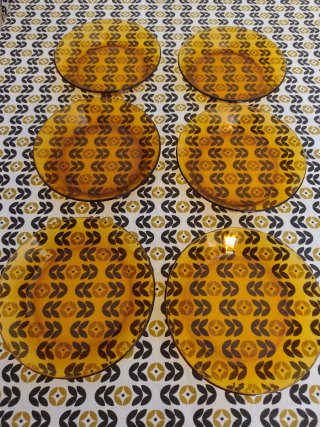 Juego 6 Platos Vidrio Ámbar Diseño Floral