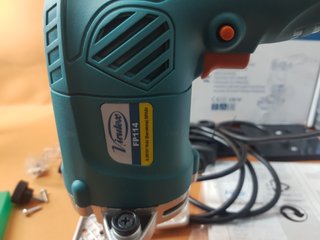 Fresadora y base para madera