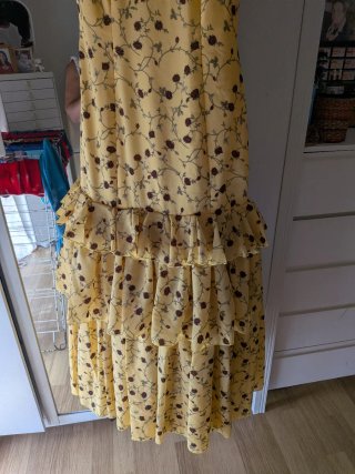 Bata Rociera / Traje Gitana Amarillo