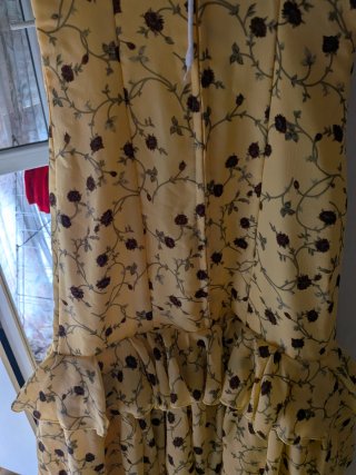 Bata Rociera / Traje Gitana Amarillo