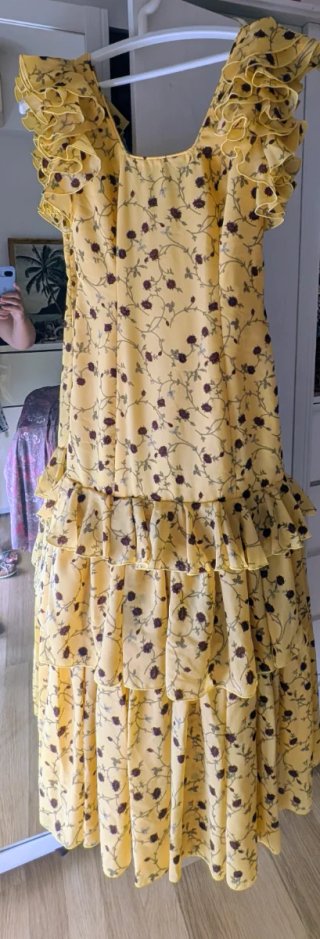 Bata Rociera / Traje Gitana Amarillo