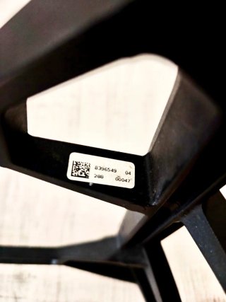 Soporte Maleta BMW F900XR + Tornillería