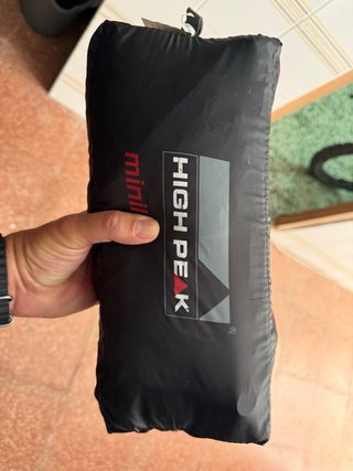 Tiends de campaña. Solo 1 kg. Usada 1 vez