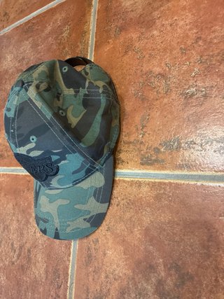 Gorra Los Lakers Camuflaje Negra y Verde
