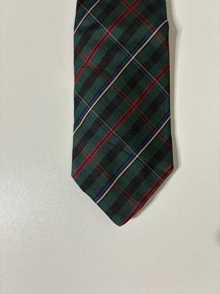 Corbata de cuadros verde y roja 100% seda